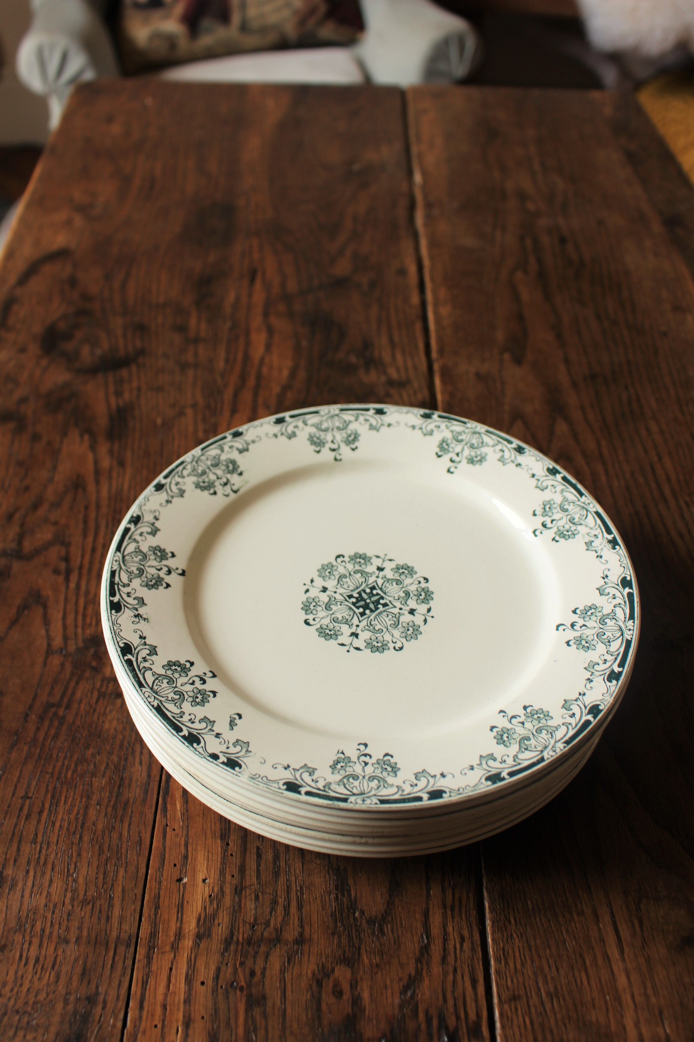 Lot 8 flat plates Mignon Sarreguemines