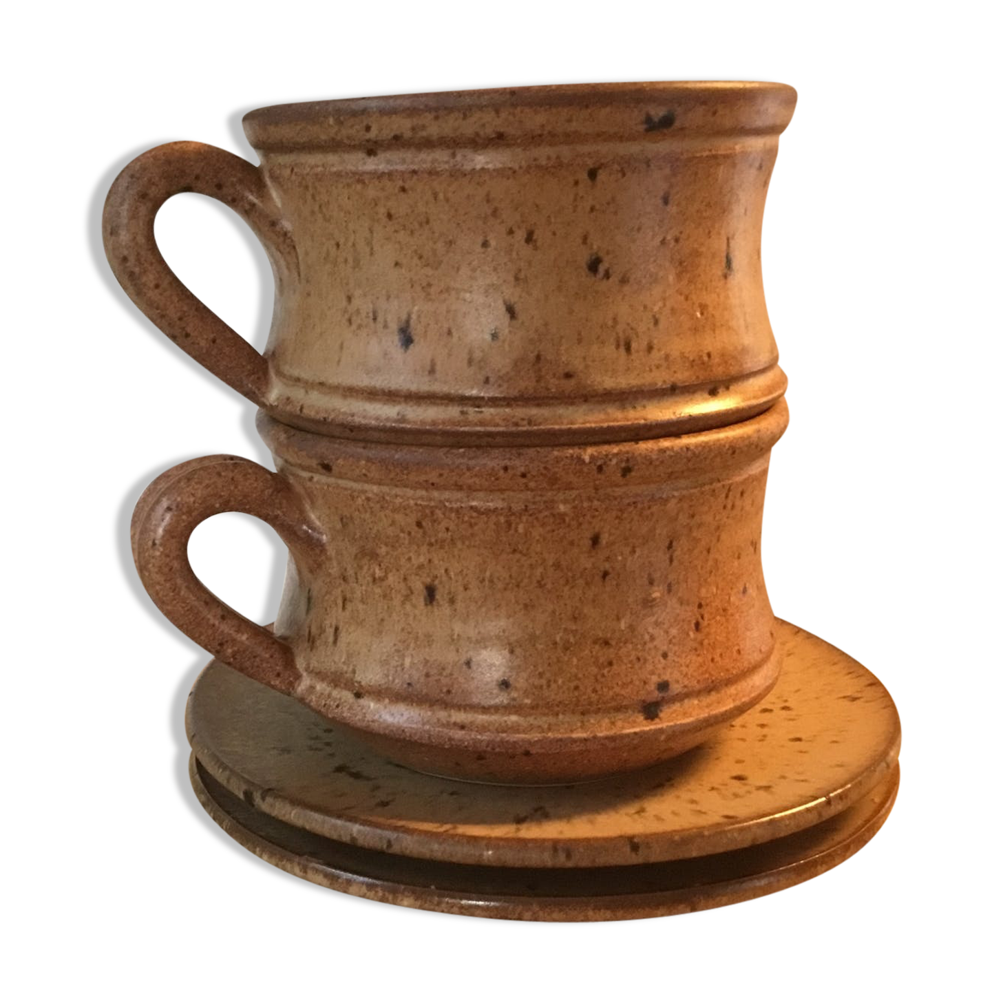 2 cups in stoneware