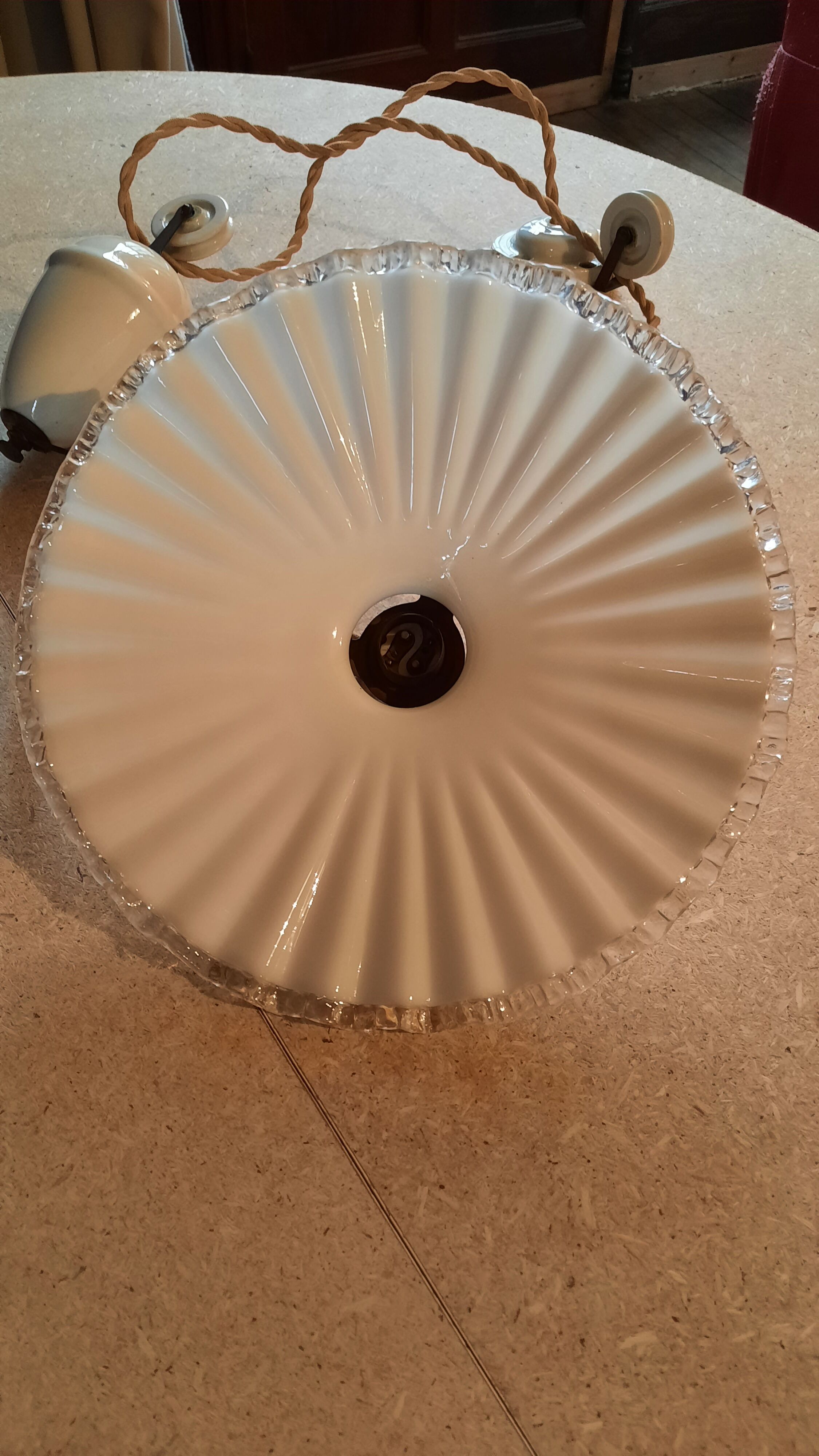 Suspension up and down