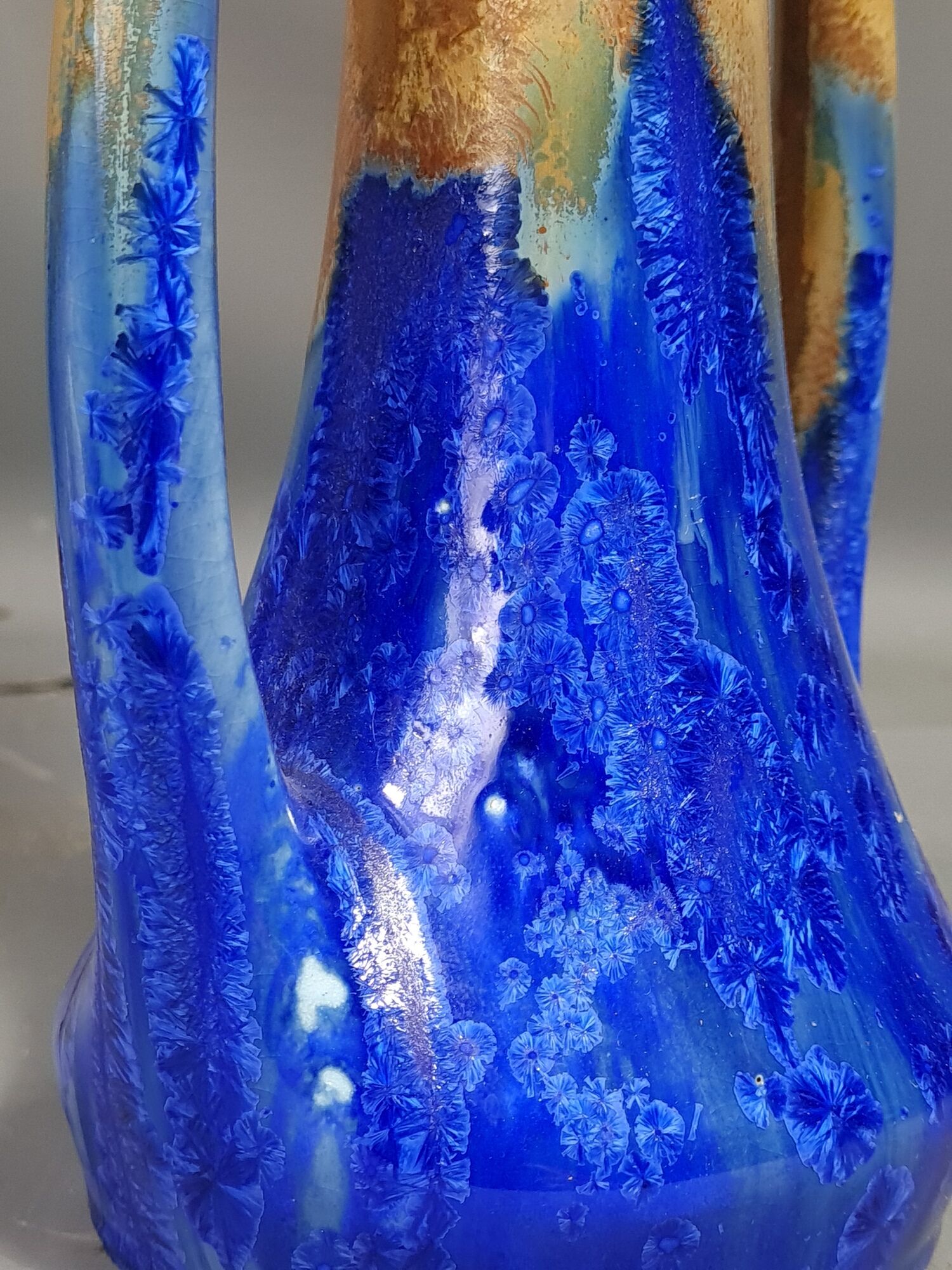 Vase in flamed & iridescent sandstone by G. Méténier