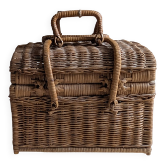 Wicker basket