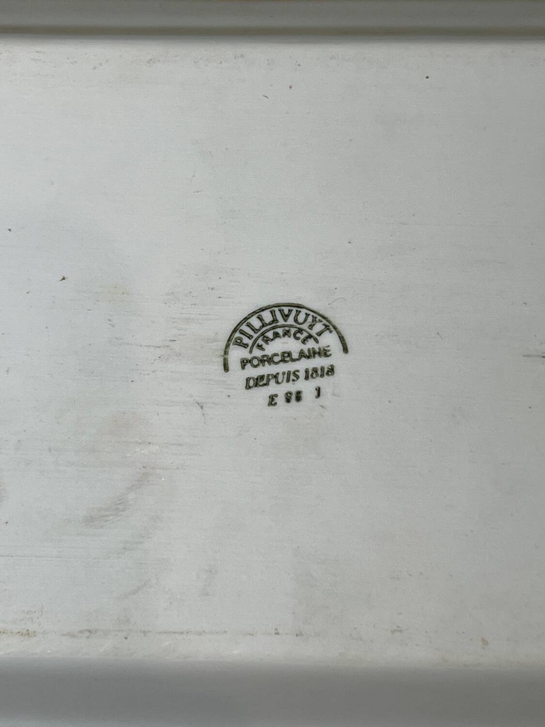 Pillivuyt porcelain cake dish