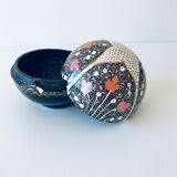 Decorative round box