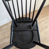 Set of 2 black wooden chairs
