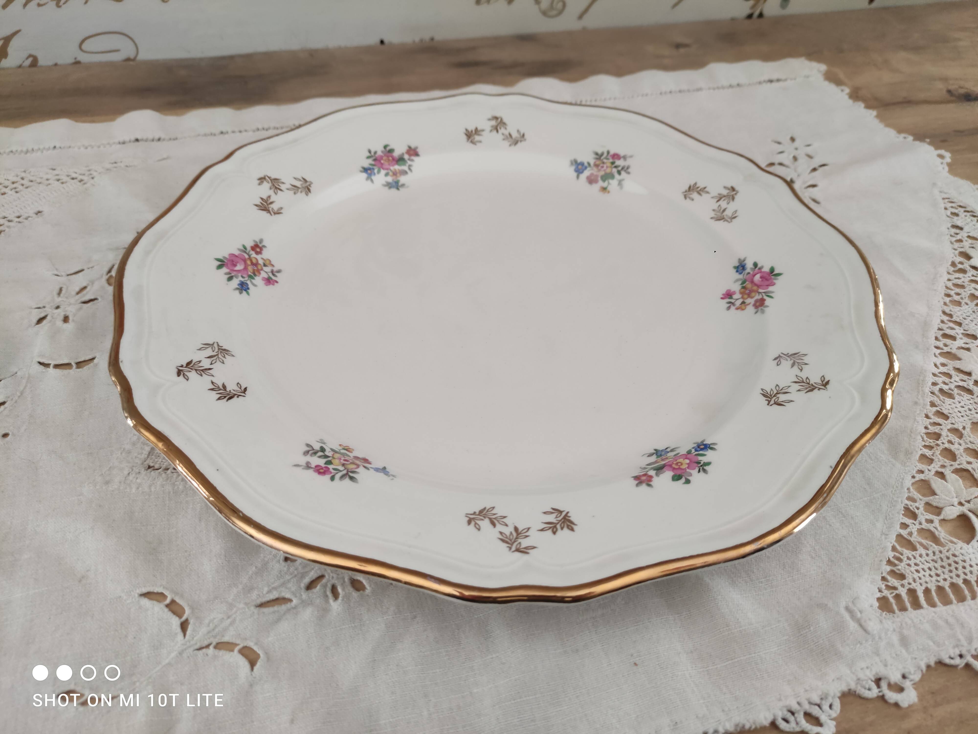 Plat rond L'Amandinoise décor floral