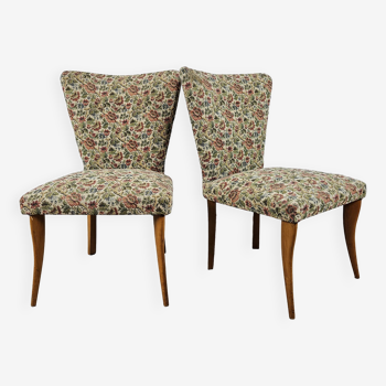 Paire de fauteuils de chambre tapissés à thème floral