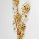 Large wall lamp in gilded brass, Palwa flowers by Ernst Palme, 1970s.
