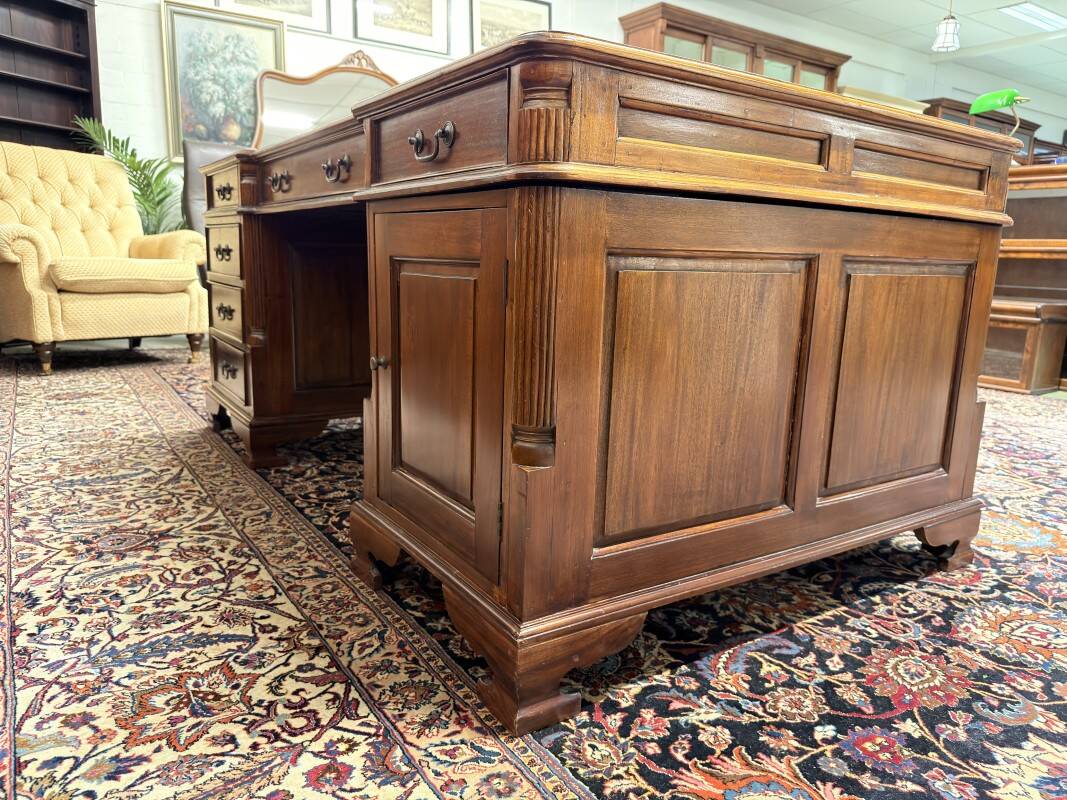 Bureau classique anglais Chesterfield Partnerdesk