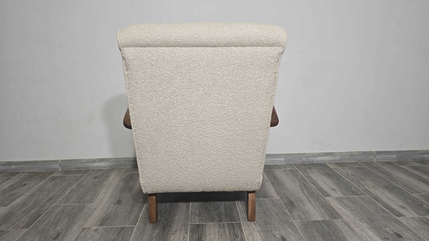 Art Deco Lounge Chair by Jindrich Halabala