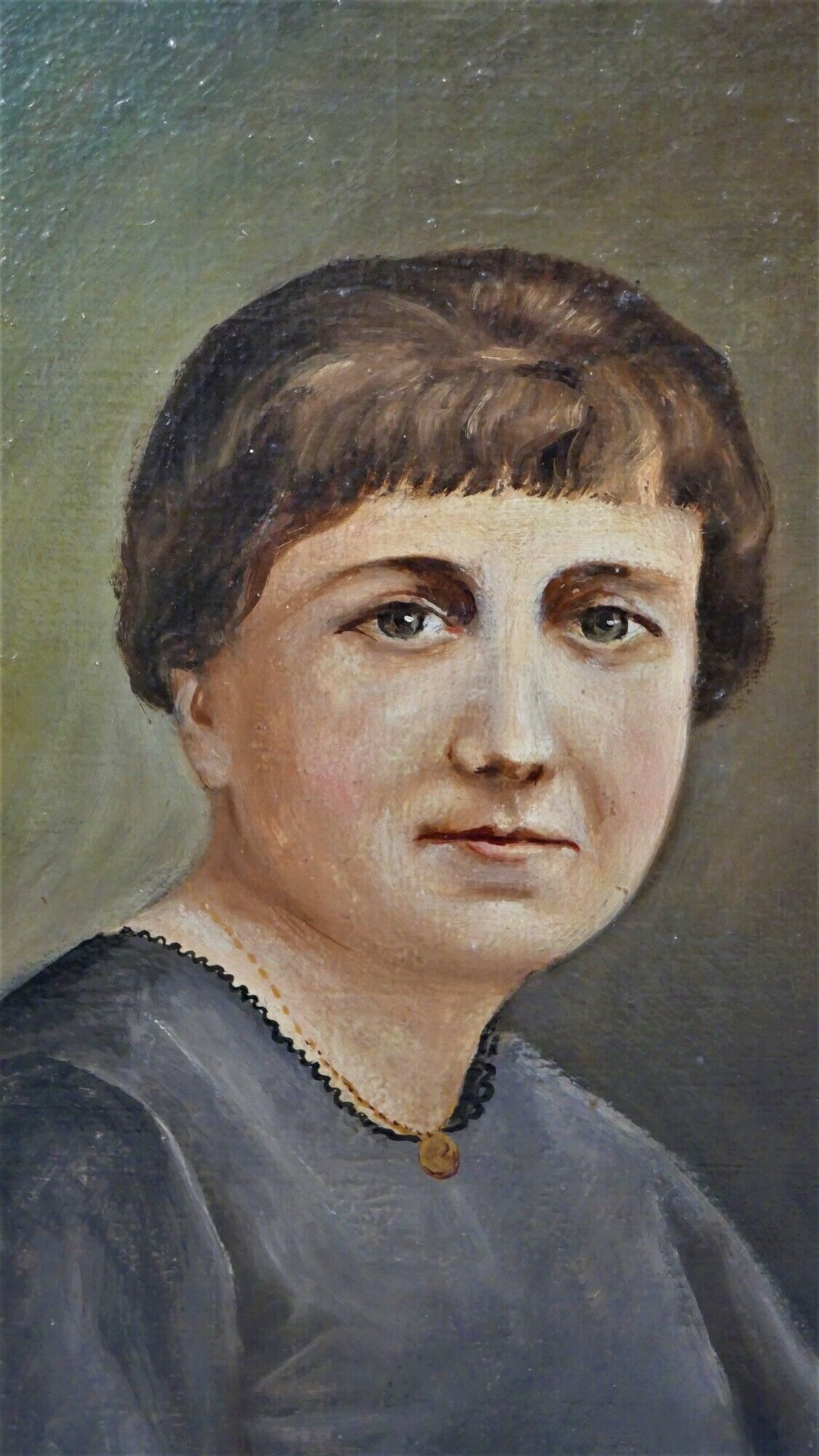 Portrait of woman in ancient oil