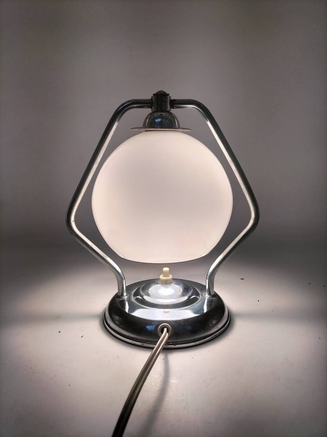 Art Deco bedside lamp