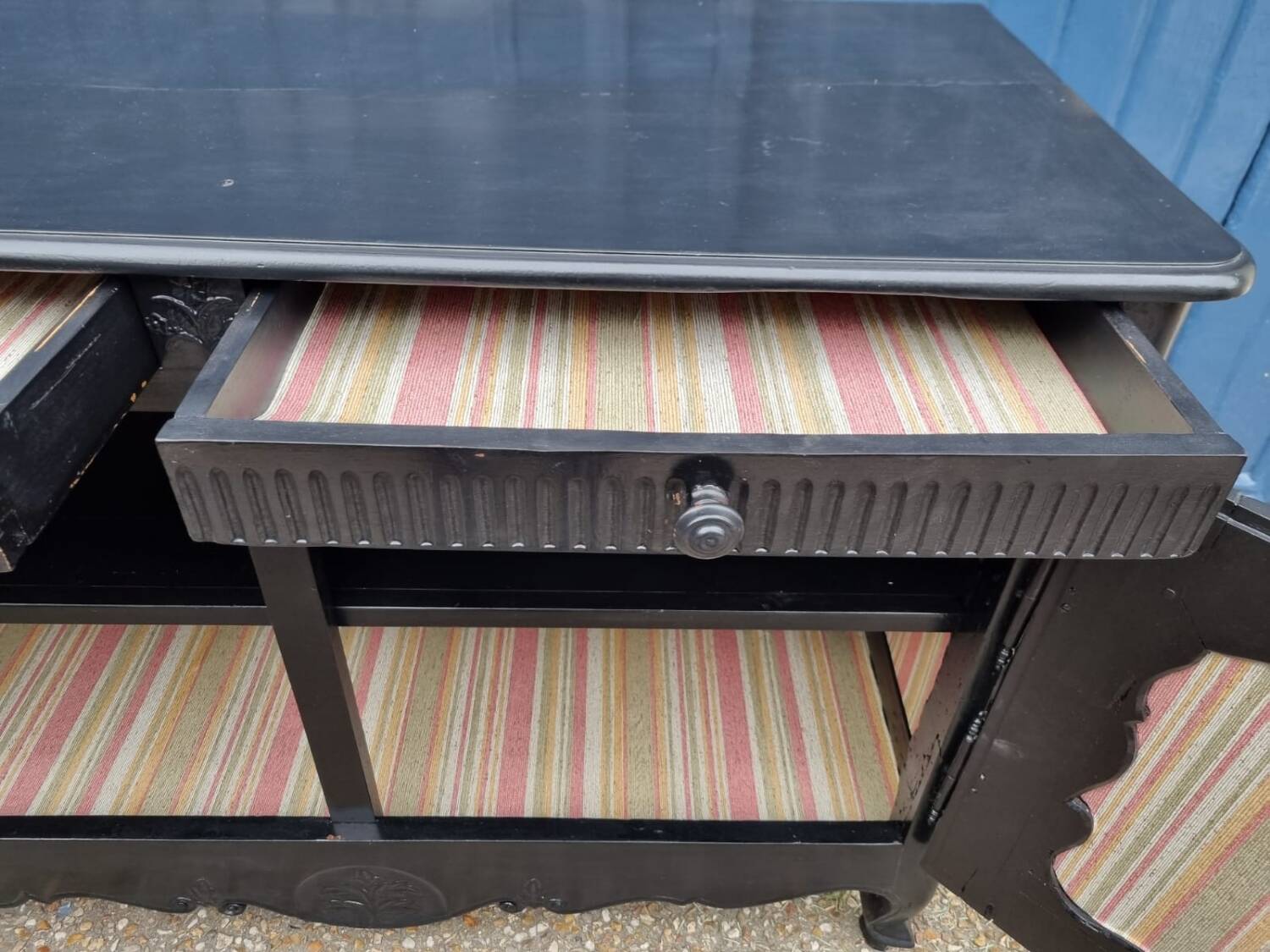 Black Louis XV low sideboard