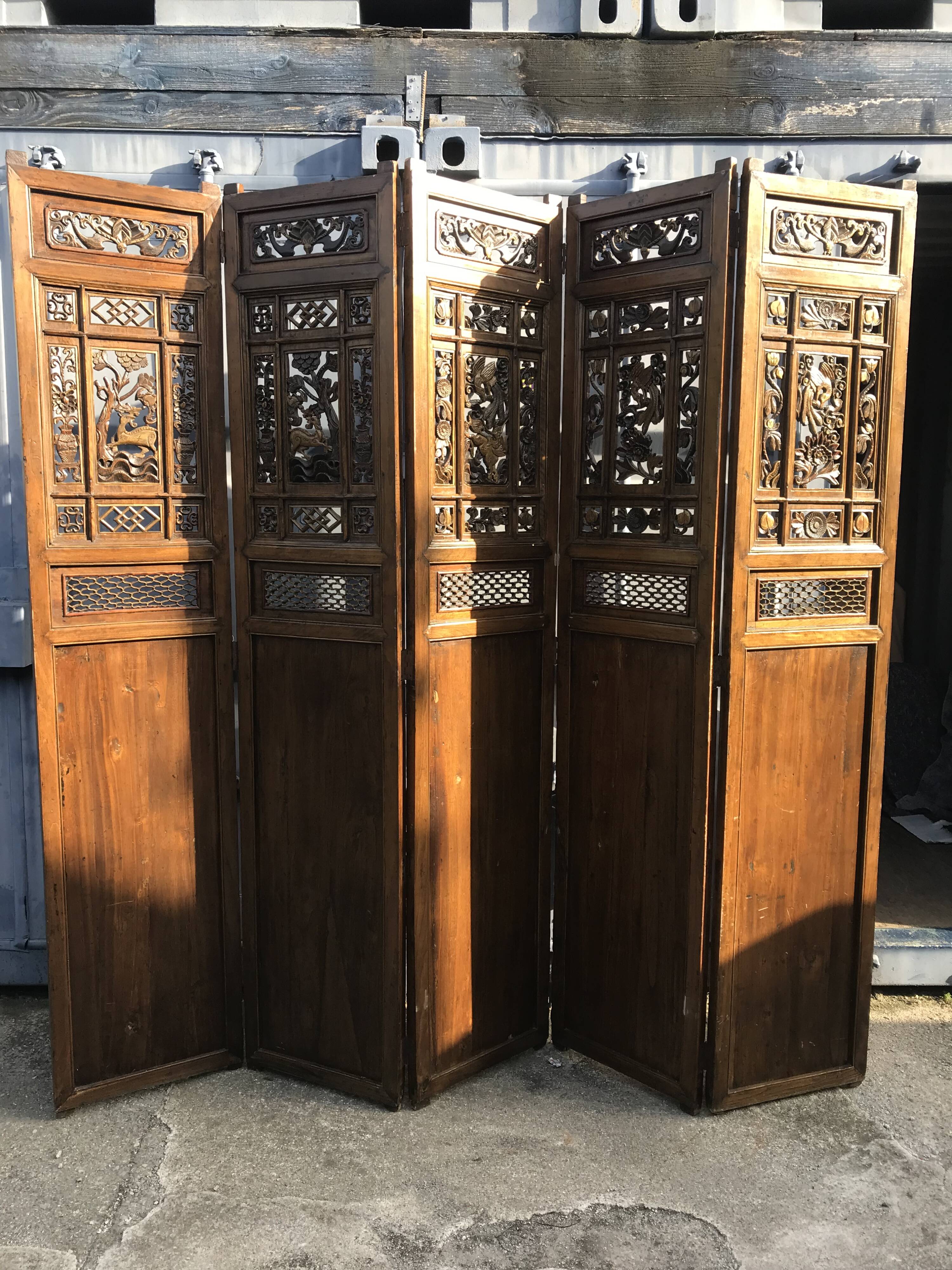Asian screen