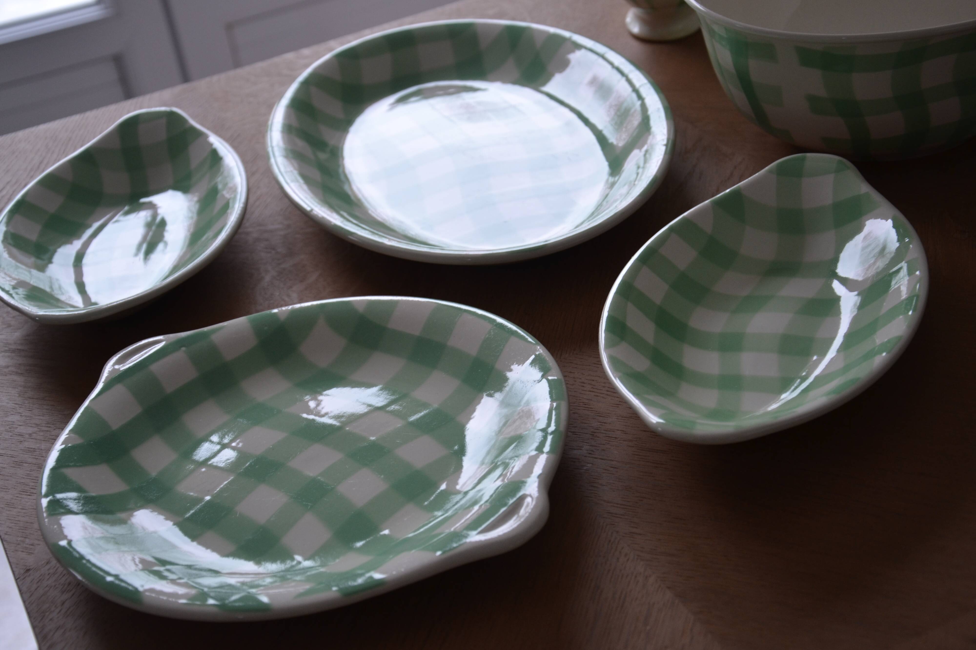 Oval salt dish, green Croisette model