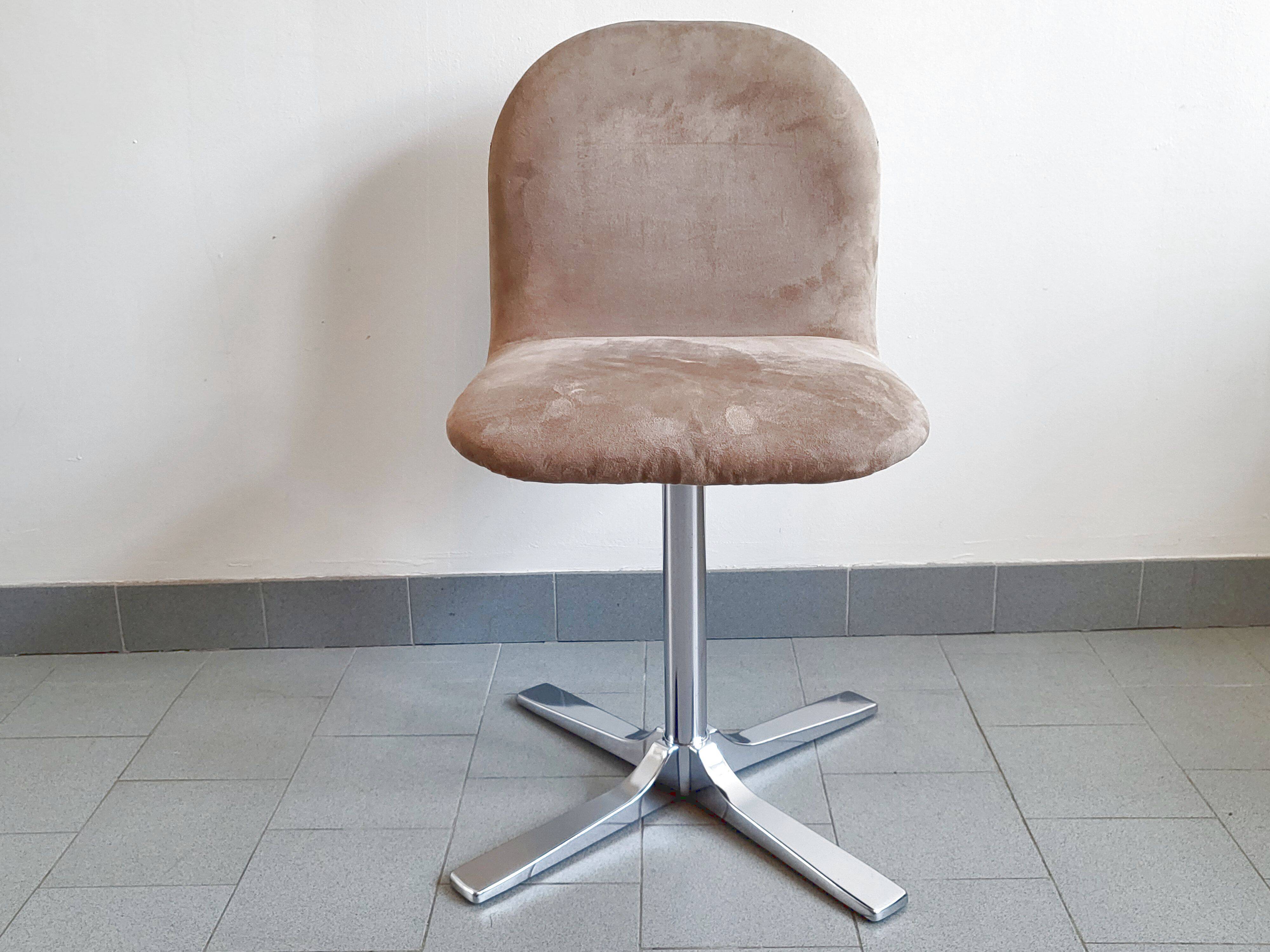 Set of 4 vintage 1970 chairs in suede & steel