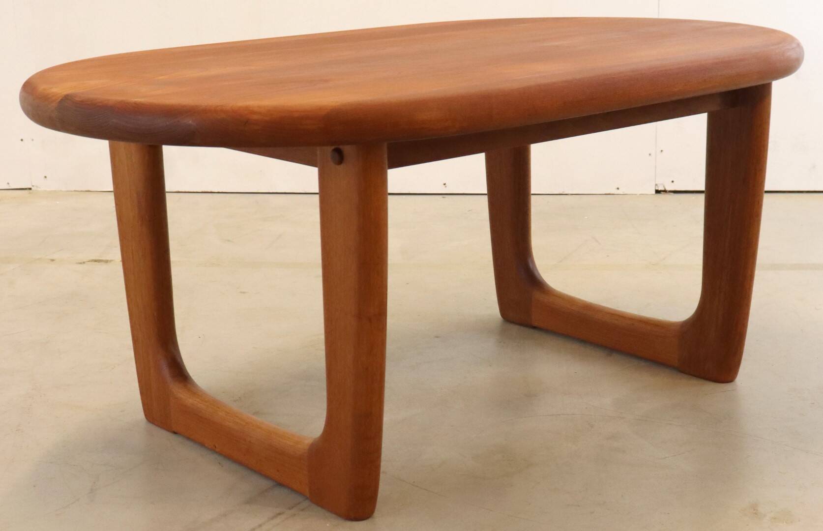 Holstebro vintage deense teak salontafel 'Oksby'