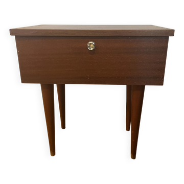 Table de chevet style scandinave