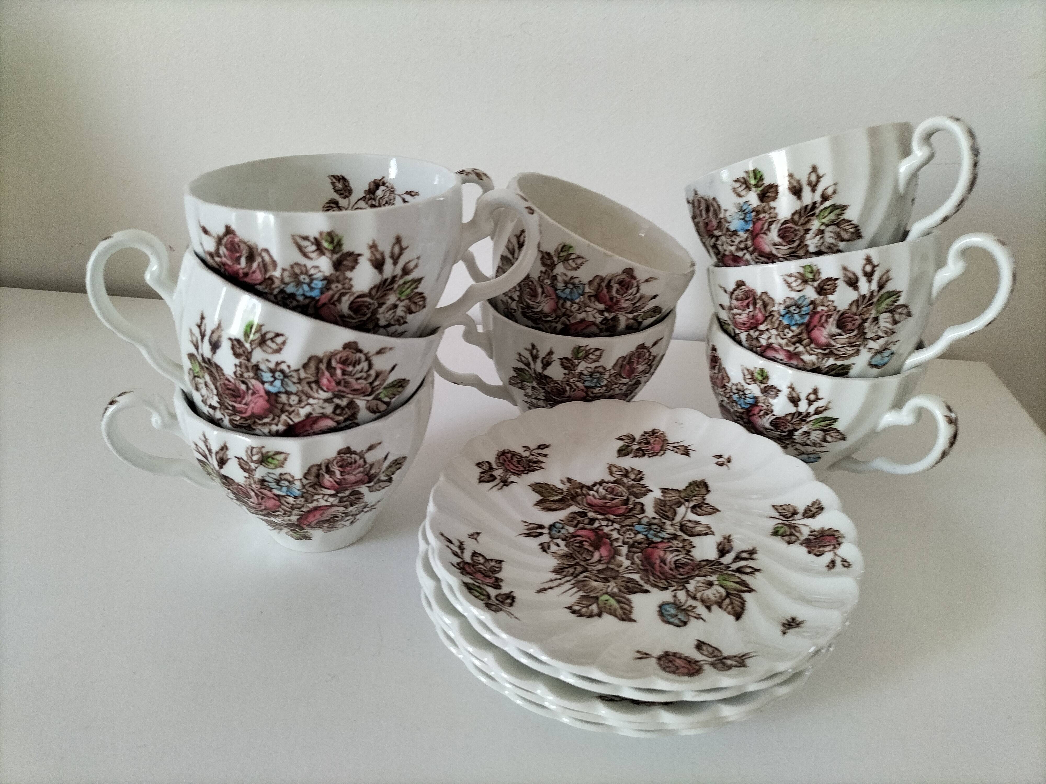 Vintage Johnson Brothers "Devon Sprays" set.