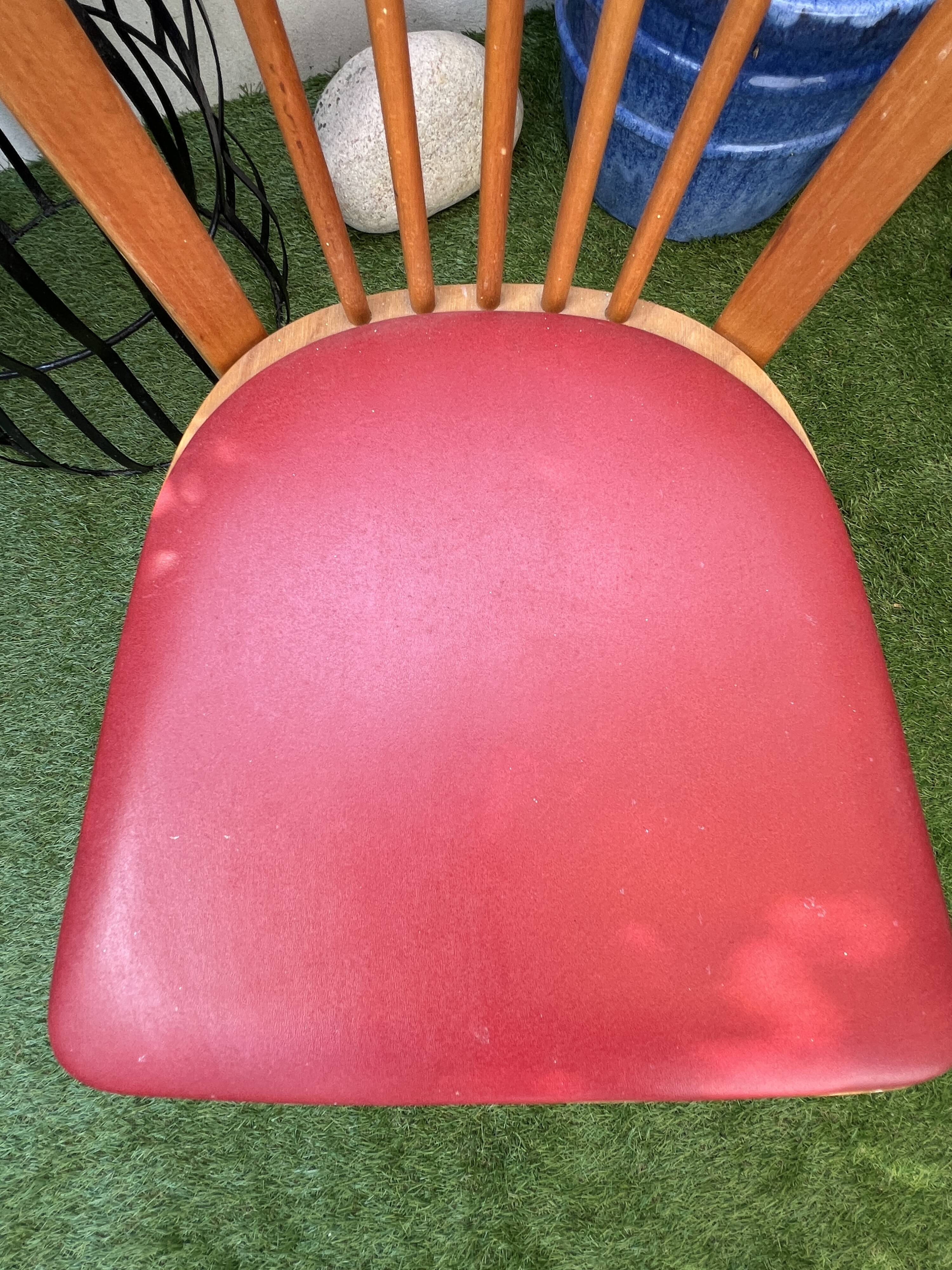 Chaise Baumann