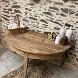 Pretty half-round table