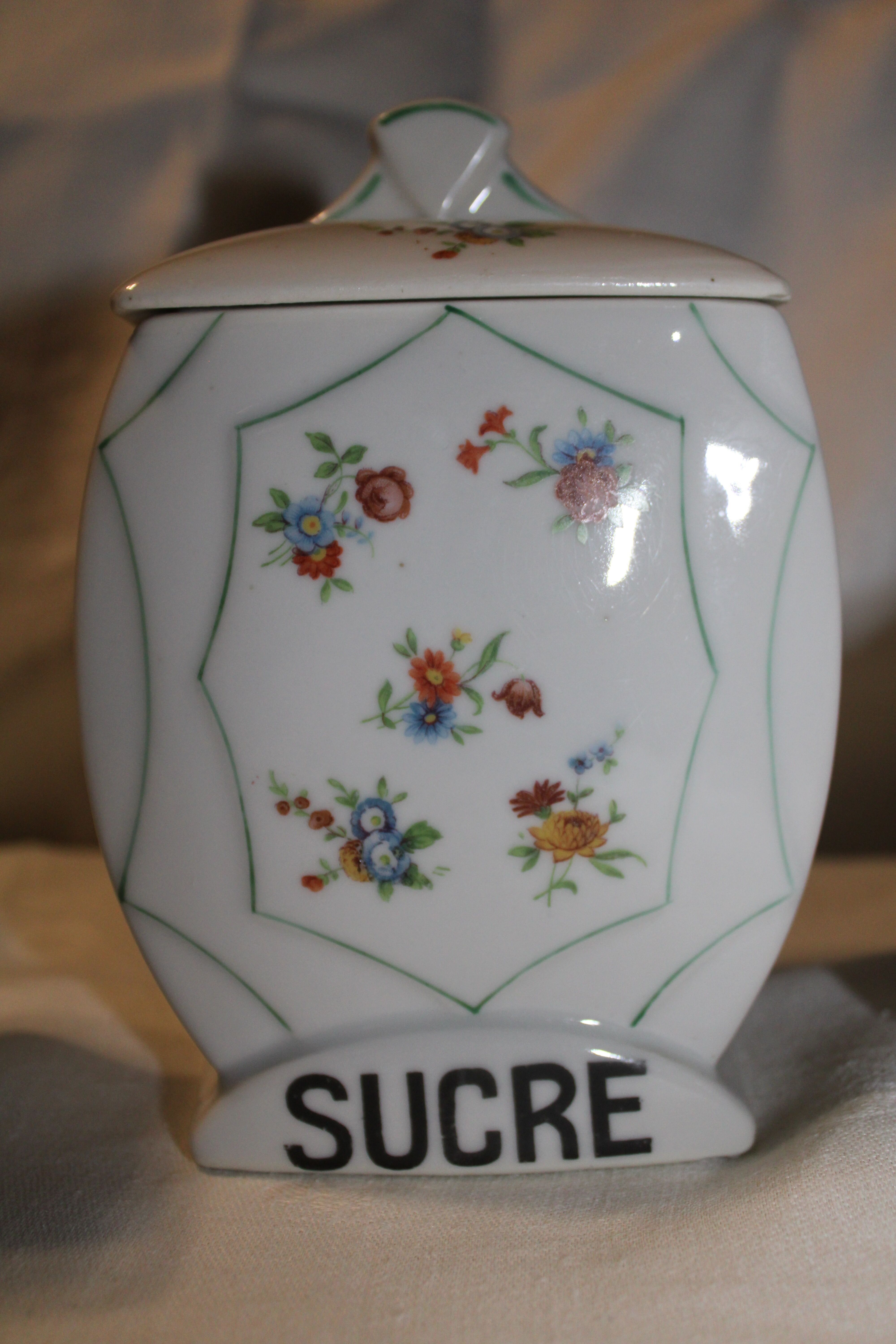 Spice Pots Decor Flowers