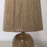 Vintage ball lamp in enamelled stoneware and jute rope