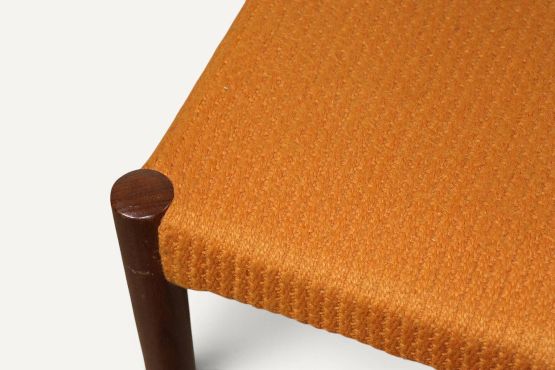Set of 4 vintage teak and orange wool chairs – 1960s