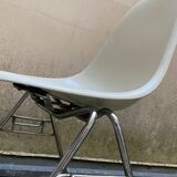 Set of 4 EAMES vitra chairs
