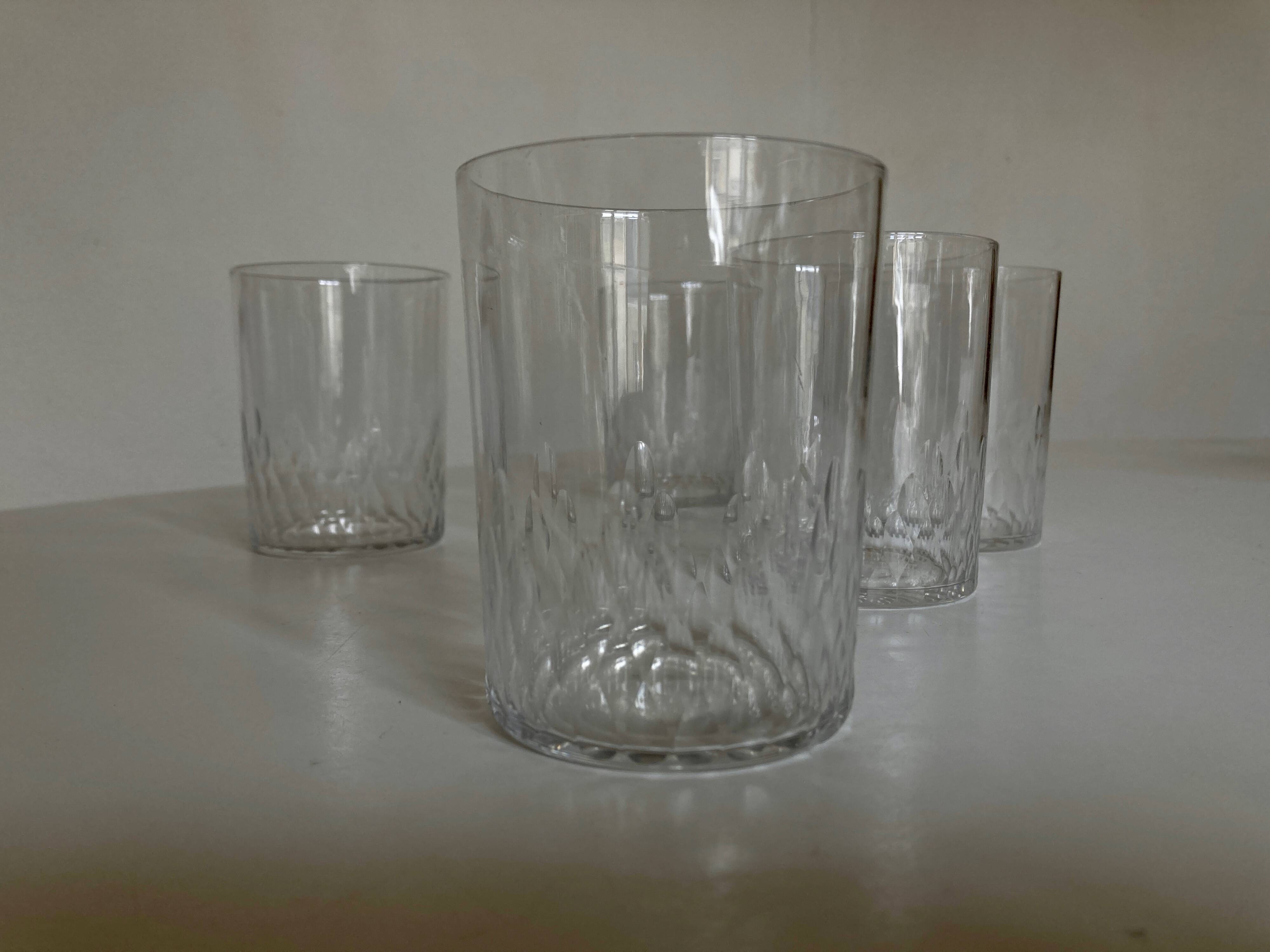 Set of 5 Baccarat modernist Ecailles water goblets