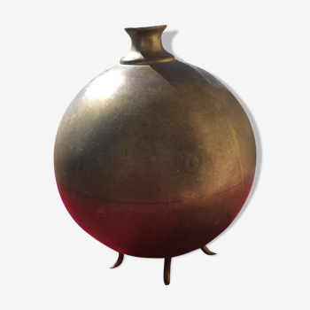 Ancient copper vase soliflore on foot