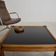 Table basse années 60,opaline et bois