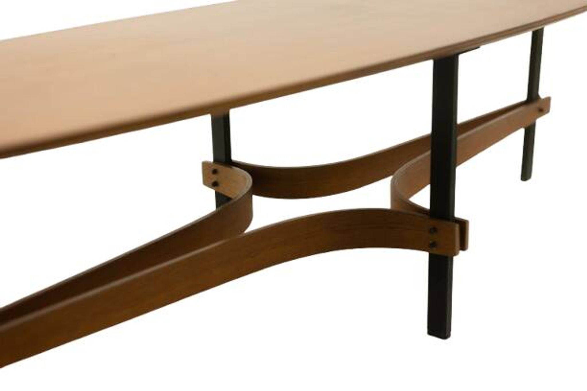 Guglielmo Ulrich. Oval coffee table in blonde teak. 1950s-60s.