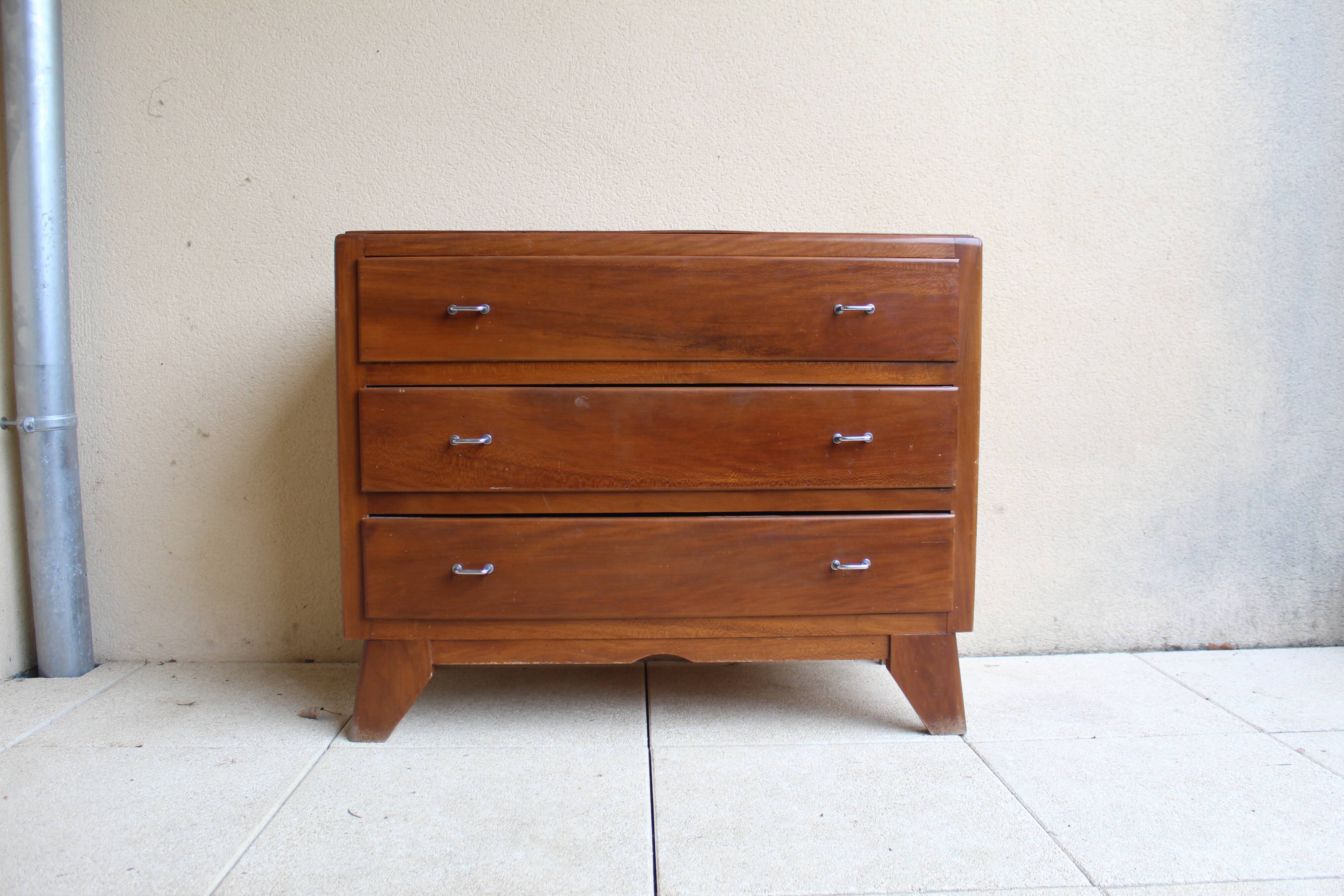 Annee 40 dresser