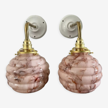 Pair of Art Deco wall lights in marbled opaline