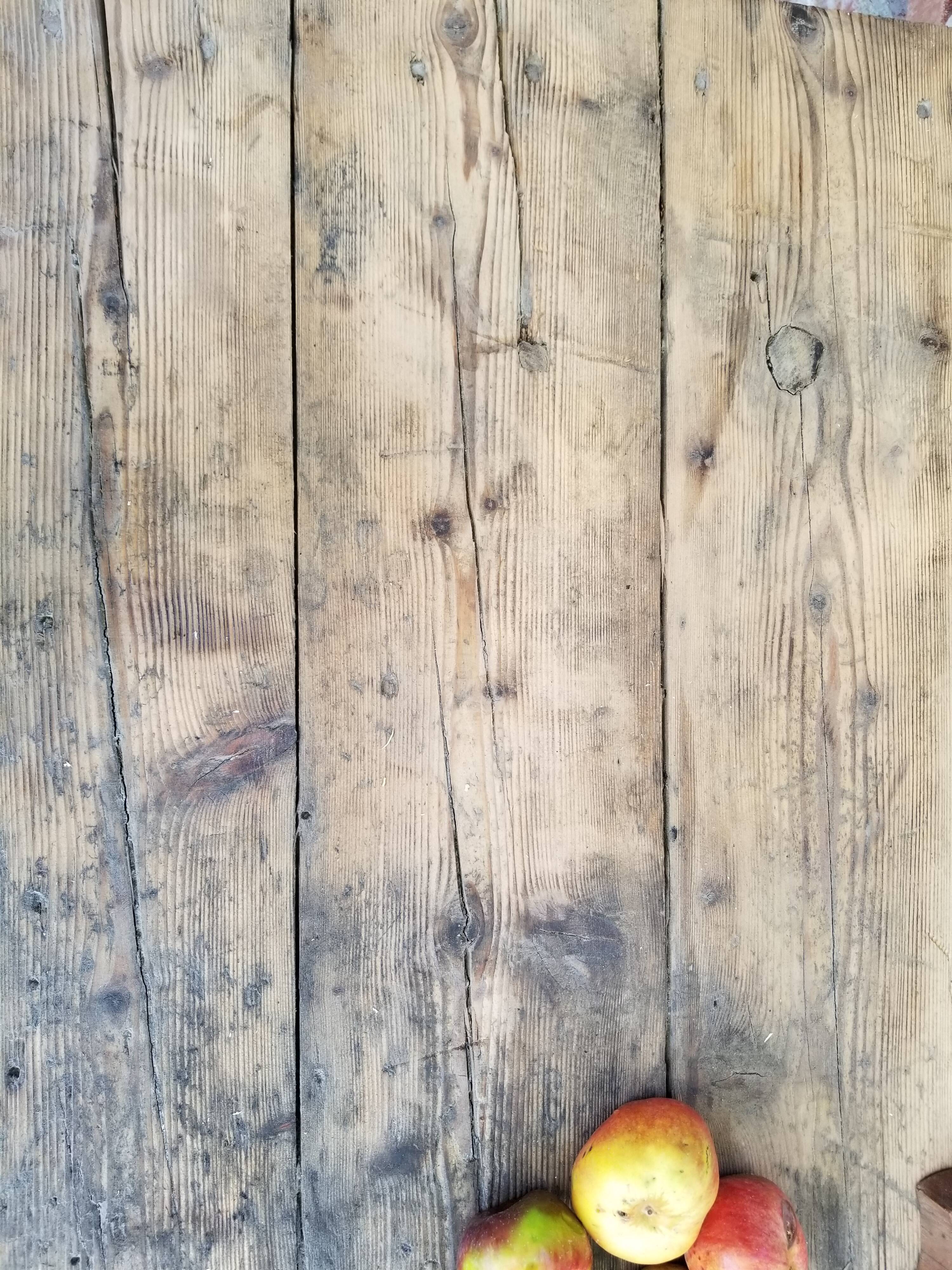 Workbench with drawers