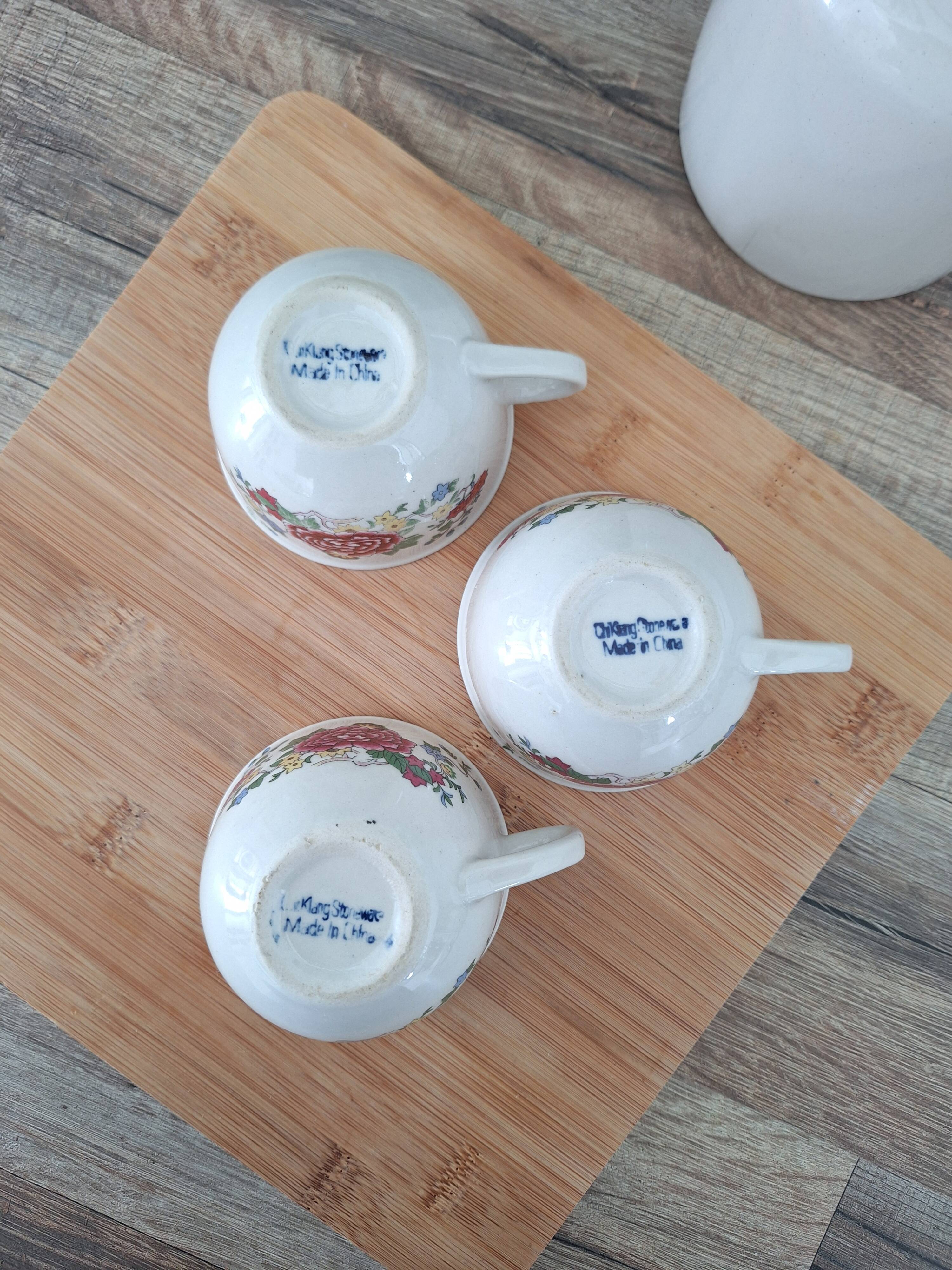 Chi Kiang Stoneware vintage flower mugs