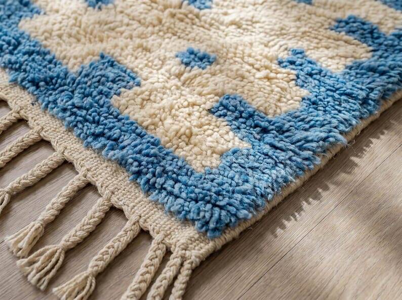 Handmade traditional authentic pure wool rug 2/3 m