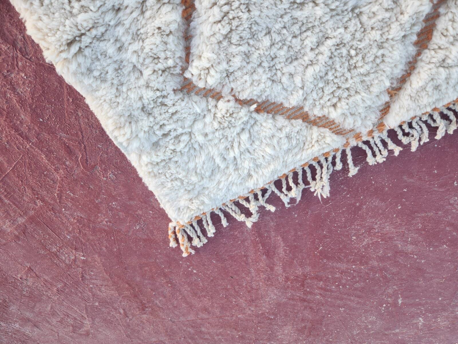 Beni Ouarain rug 300x200 cm – Thick ivory wool, diamond patterns