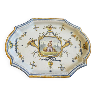 Old dish with Moustiers decoration