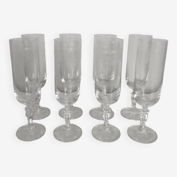 Set of 8 chiseled/engraved crystal glasses