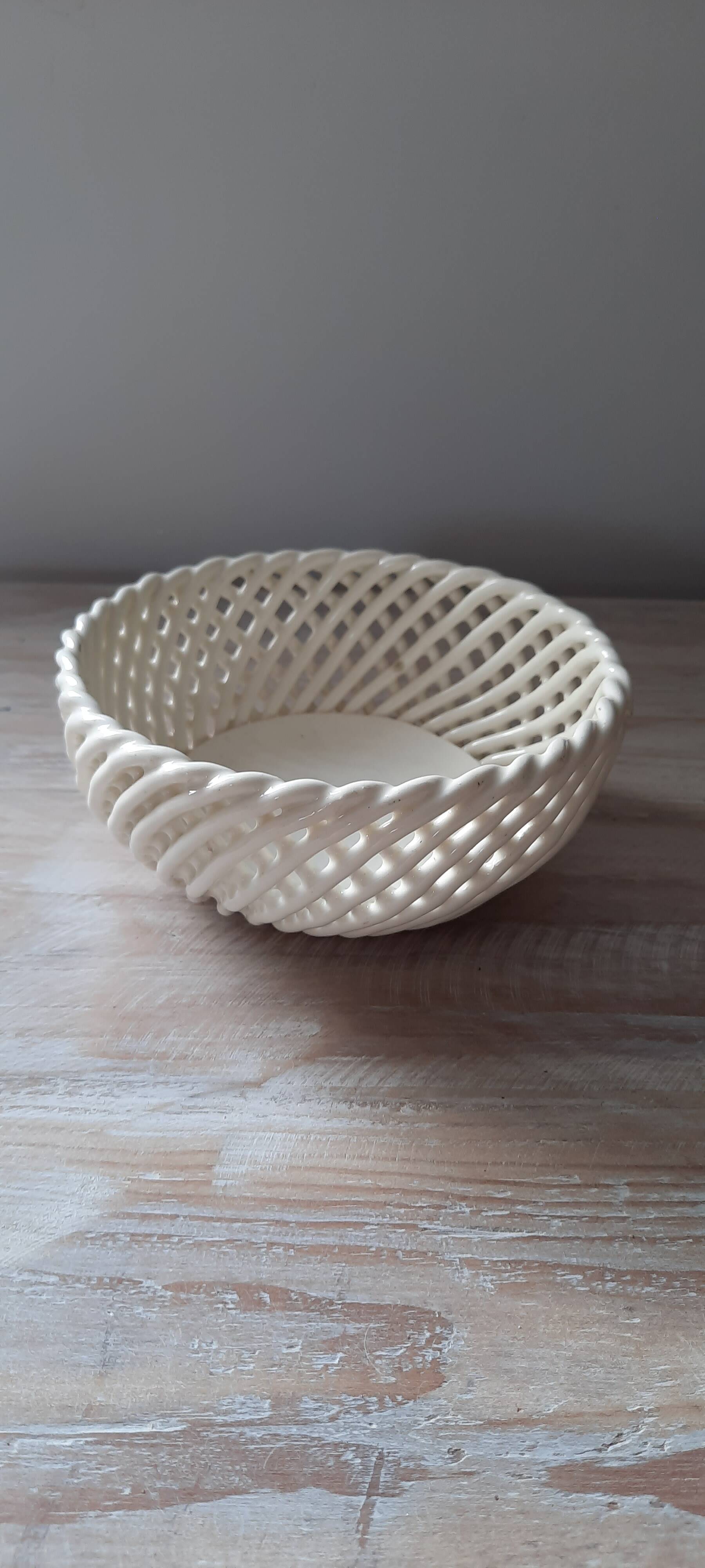 Openwork ceramic basket