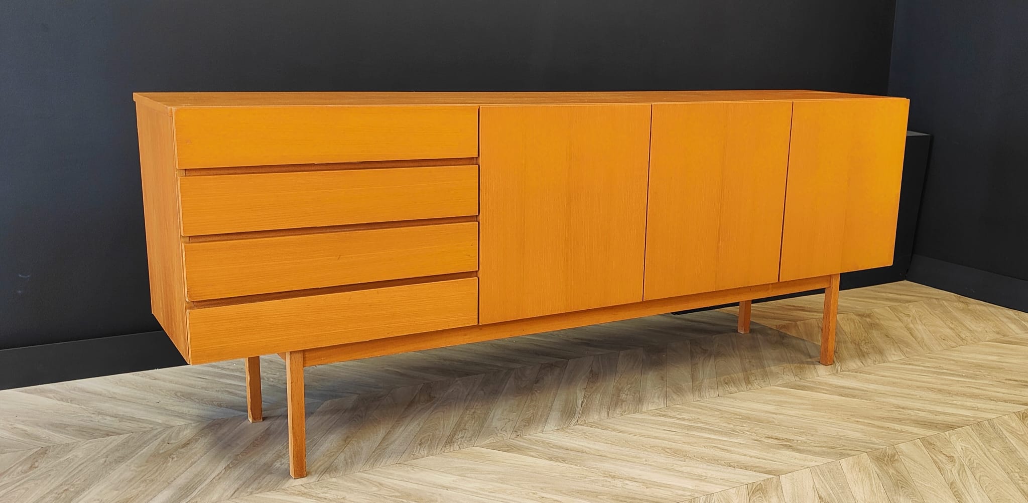 Enfilade suédoise mid century