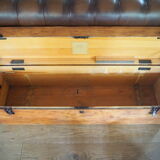 Former long chest with bracket
