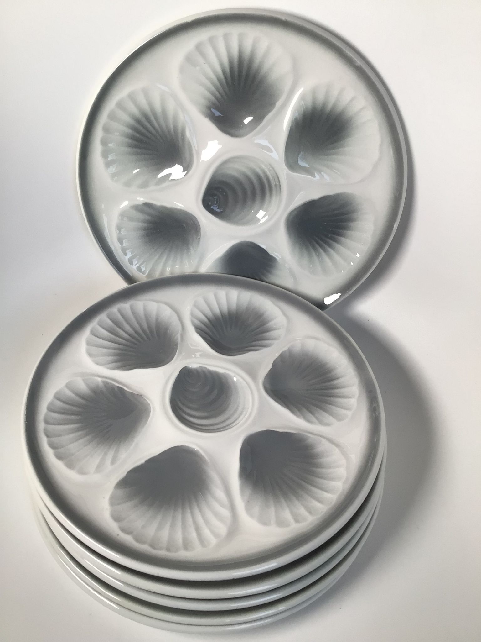 6 assiettes à huîtres Moulin des Loups blanc et gris