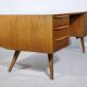 Bureau de direction en noyer, années 1960