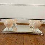 Coffee table with marbled ceramic balls and mirror