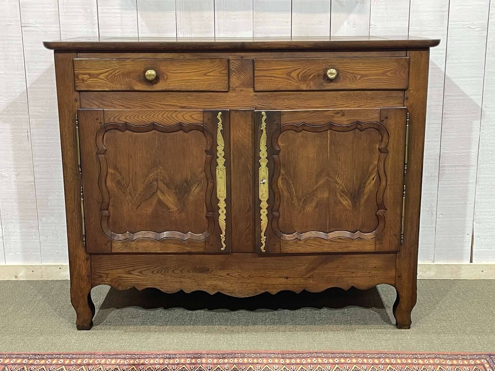 Buffet breton en châtaignier début XXème