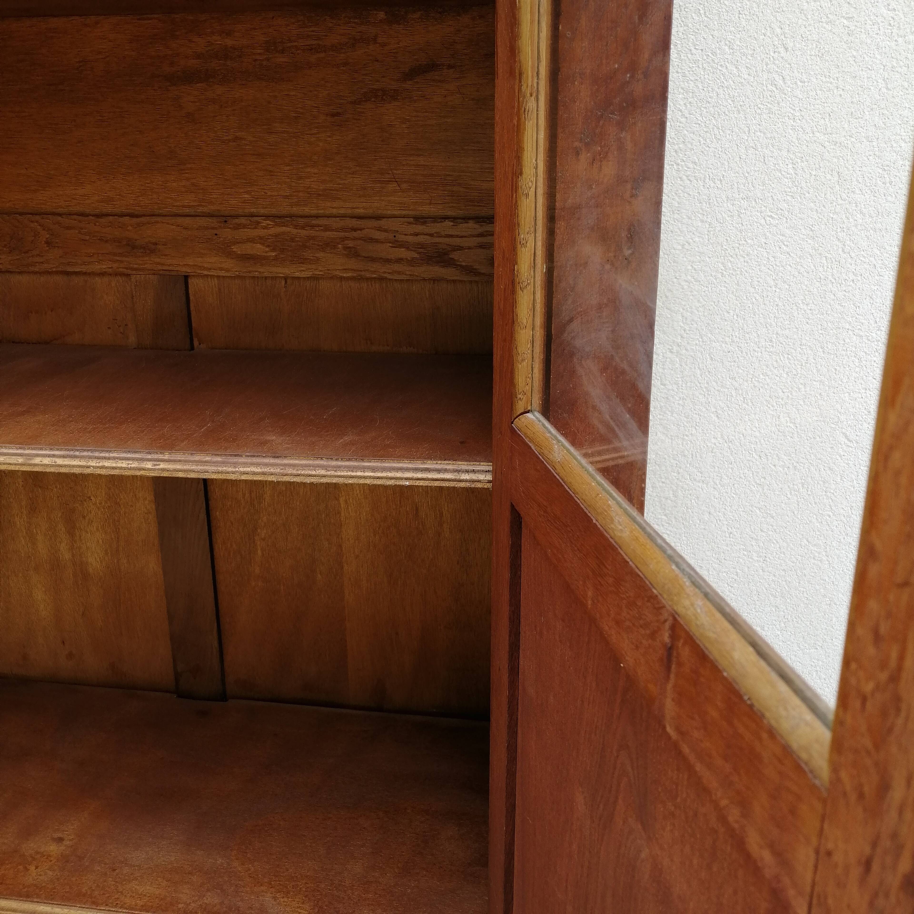 Showcase - library - 50s -