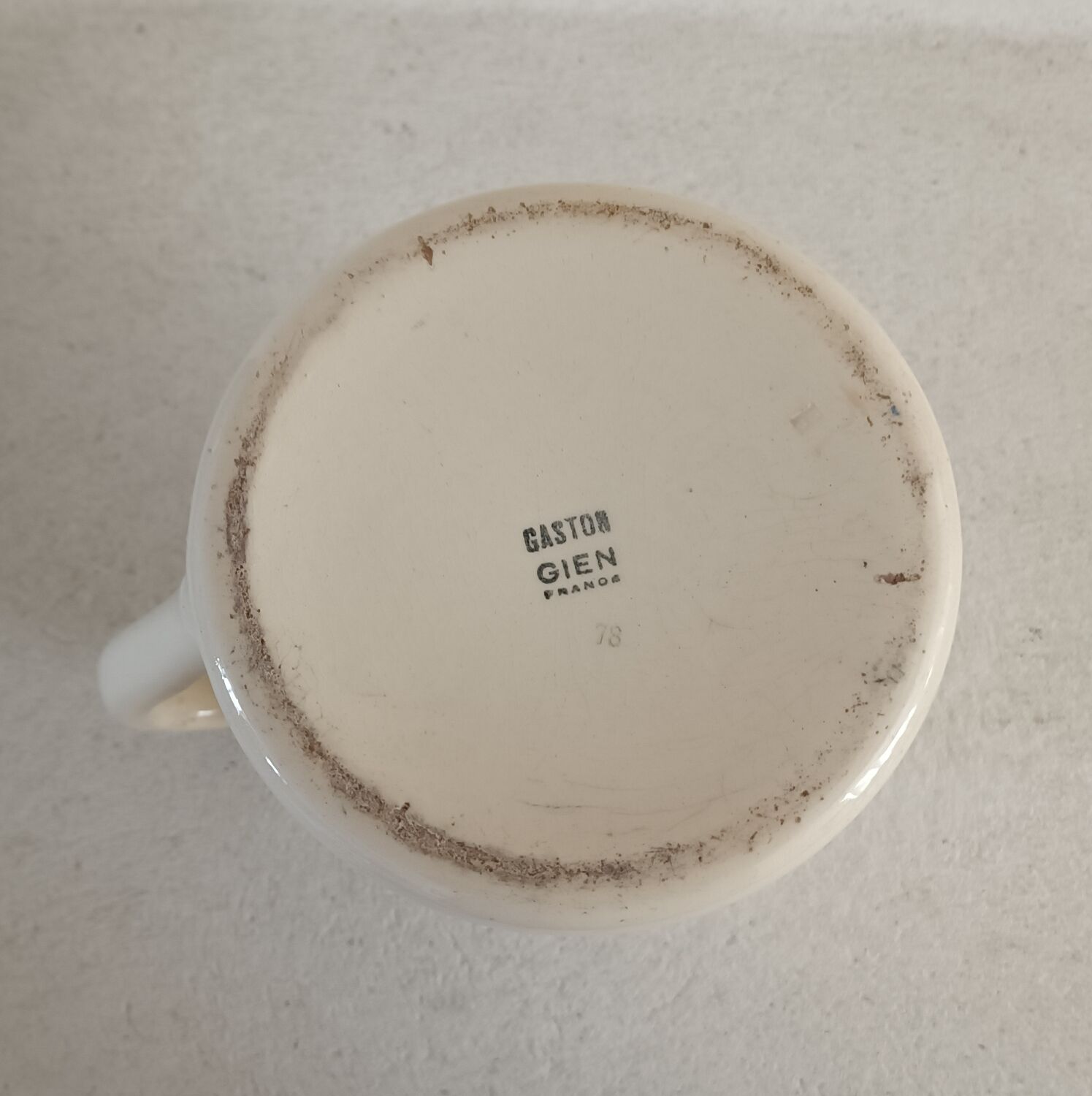 Pitcher iron earth Gien