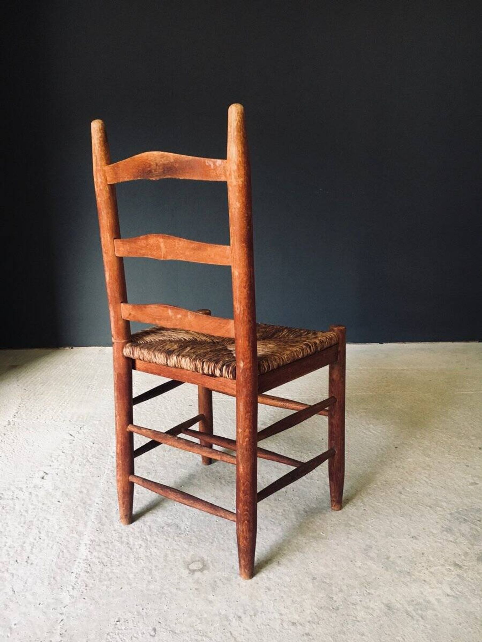 Low rustic ladder back dining chairs in oak and rush, Belgium, 1950s, set of 6.